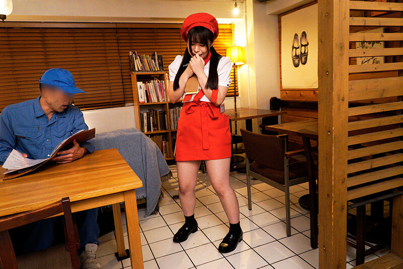 「まさかこんなけなげなひよこ女子が…媚薬を盛られ理性完全崩壊！！ところかまわず異物オナニー！イキ漏らしアクメ！！ 3 ＜職業体験中のひよこ女子編＞」のサンプル画像8枚目