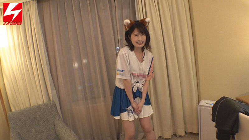 「あの、プロ野球中継カメラに抜かれたガチ日●ハ●ファン美少女がAV出演！ 球場に行けば80％の確率で抜かれるという美巨乳Gカップ少女が自前のきつねコスダンス衣装着て乳揺れ抜き抜き中出しエッチ」のサンプル画像4枚目