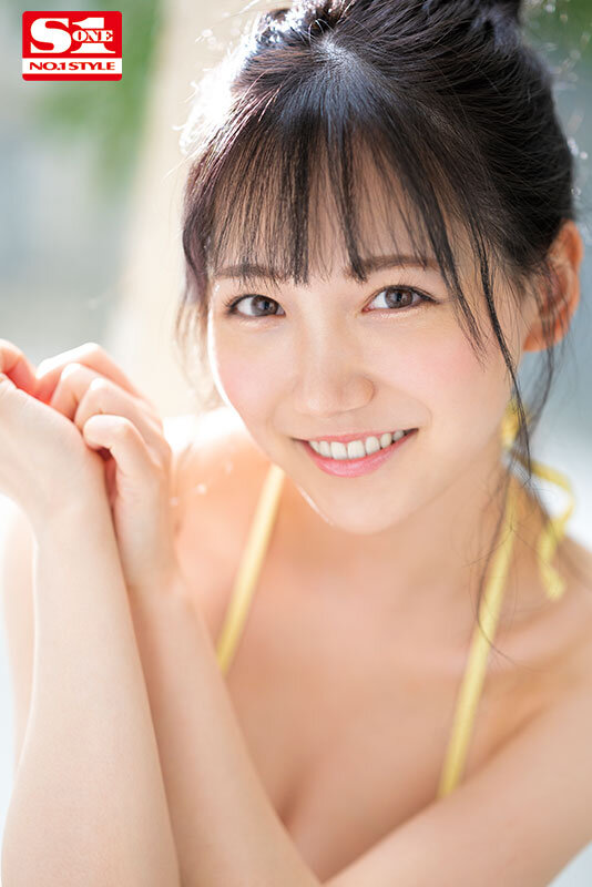 「エロめっちゃ可愛い三田真鈴の初・体・験3本番 人生初めて尽くし！ 激イキしまくりスペシャル！」のサンプル画像1枚目