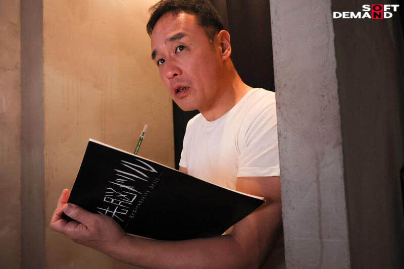 「洗脳ドリル 格闘団体ラウンドガール編 俺を見下した小娘達には中出しスパーリングが必要なんだよ…」のサンプル画像2枚目