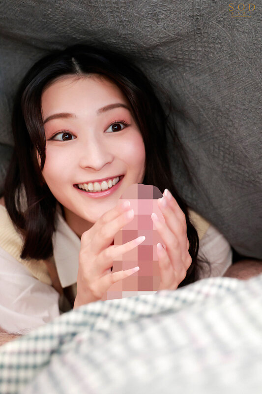 「ずっと布団の中…密着ねっとりピストンでドクドク中出しが止まらない 本庄鈴」のサンプル画像5枚目