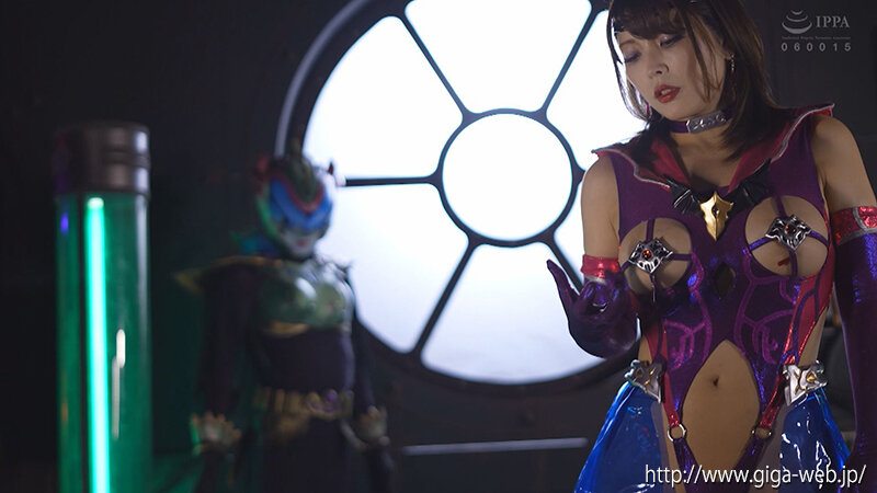 「新村あかり 女戦士が敵に捕らわれ屈辱の洗脳調教 女幹部ヒロイン陥落の結末」のサンプル画像1枚目