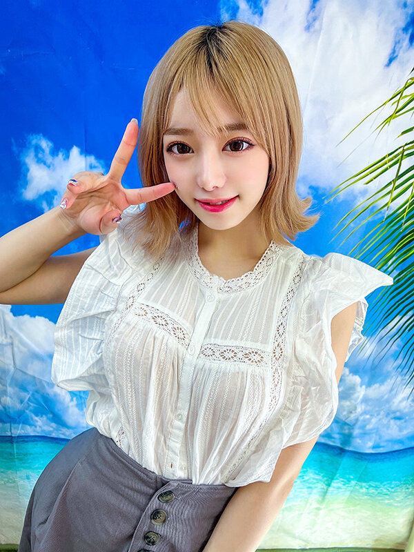 「素人パンチラ in 自宅で個人撮影会vol.070【激熱！40℃越え！！4コスプレ】素人モデル美女4名 暑すぎる灼熱の世界を癒す美女たちが集まる強刺激爽快感エロオアシス撮影会」のサンプル画像7枚目