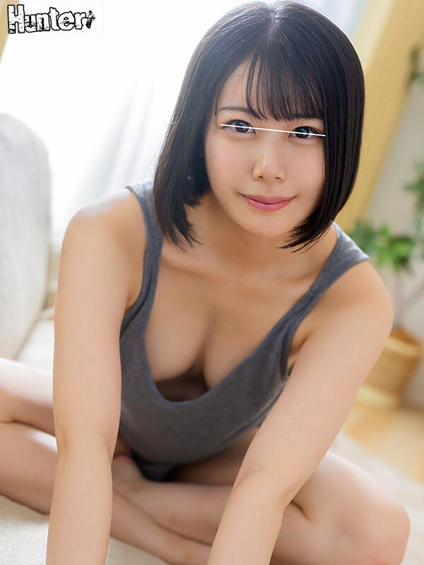 「羞恥心ゼロ！巨乳の自覚ゼロ！突然出来た義妹が日常生活すべてで天然巨乳を無防備に晒してボクの股間をイライラさせる！そんな勃起しっぱなしのボクを見て義妹が「お兄ちゃんって大きいよね」とボクの勃起チ○ポをデフォルトのサイズと勘違いして…」のサンプル画像1枚目