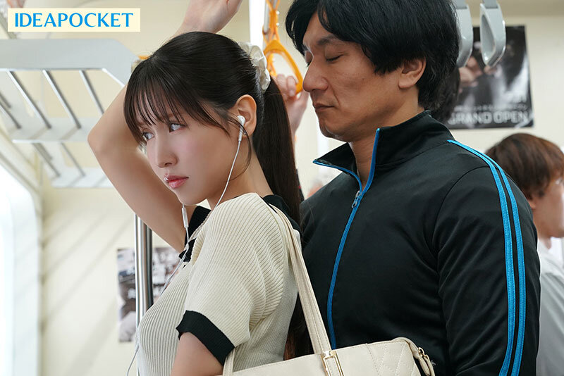 「中出し痴●電車 声の出せない密室で犯●れ輪●されイカされ続け痴●集団の種付けペットに堕ちた女子大生 桜空もも」のサンプル画像1枚目