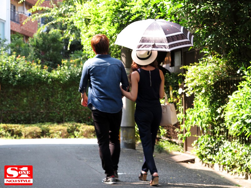 「盗撮リアルドキュメント!明日花キララがイケメンナンパ師に引っ掛かって、SEXまでしちゃった一部始終。」のサンプル画像5枚目