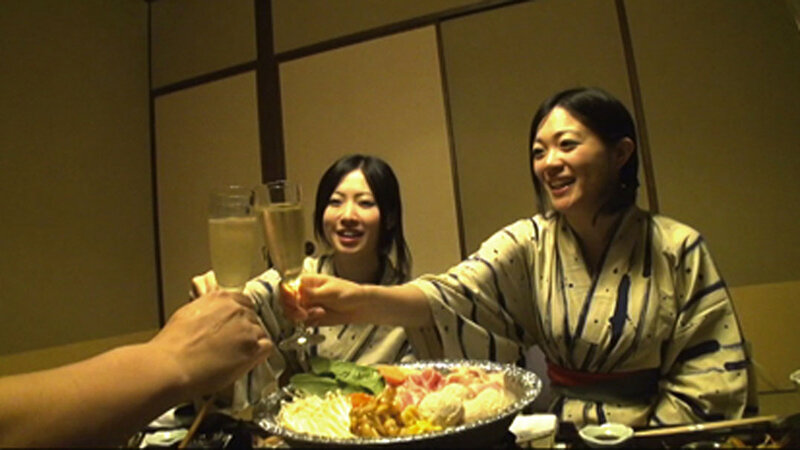 「【AIリマスター版】人妻不倫旅行×人妻湯恋旅行 collaboration ＃08 Side.B」のサンプル画像5枚目