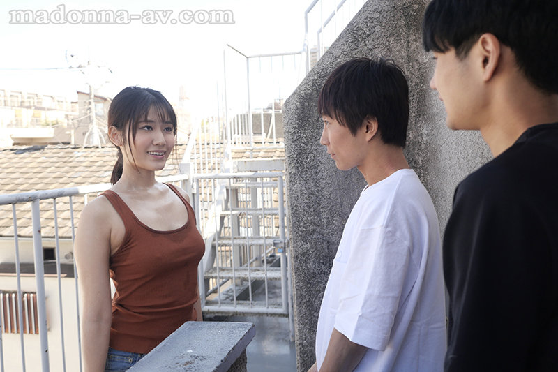 「隣家の地味奥さんに欲情した童貞の僕が立場逆転 汗だく逆種付けプレスで躾けられてしまった時の話です。 神宮寺ナオ」のサンプル画像1枚目