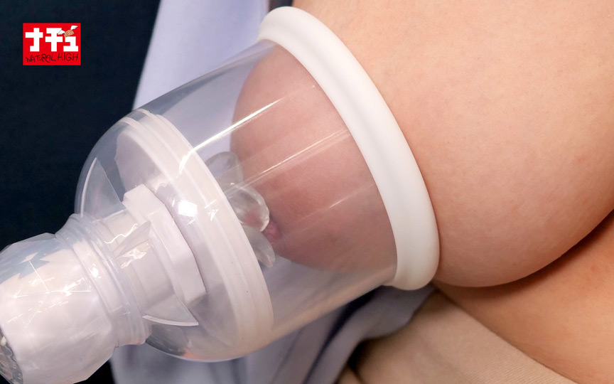 「乳首開発電車8 軟乳Hカップ娘」のサンプル画像4枚目