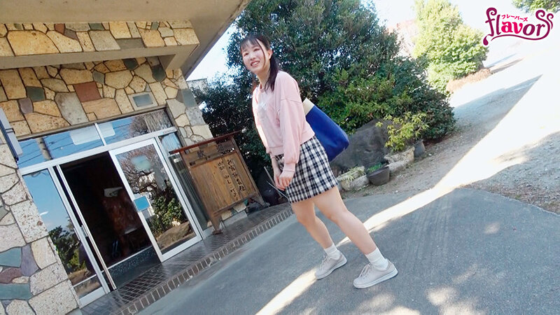 「お漏らしマ○コ舐められ旅行 ウブな頻尿ビンカン娘が粘着クンニでずぅ～っと失禁イキ！いいなり快感放尿SEXで尿臭オマ○コを味わいつくす小便ぶちまけ連れ回しデート1泊2日in石和温泉 幾田まち」のサンプル画像2枚目
