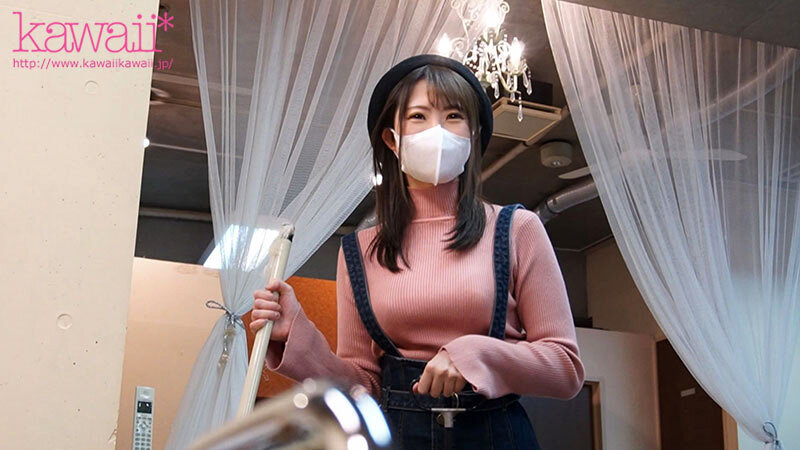 「君の臀部をたべたい テレビ、CM、映画に引っ張りだこなあの子にそっくりなのに隙だらけでむっつりで顔より大きなお尻の美容師アルバイトみなみちゃん20歳」のサンプル画像1枚目