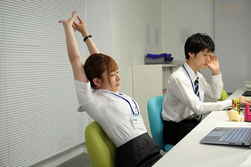 「社畜OLが日々のストレスを発散する方法は、会社には内緒で死ぬほど中出しすることです。 青空ひかり」のサンプル画像12枚目