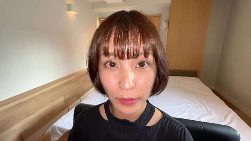 「【玉城夏帆】素人お姉さんをナンパ!初体験の擬似フェラに挑戦する個人撮影動画」のサンプル画像1枚目