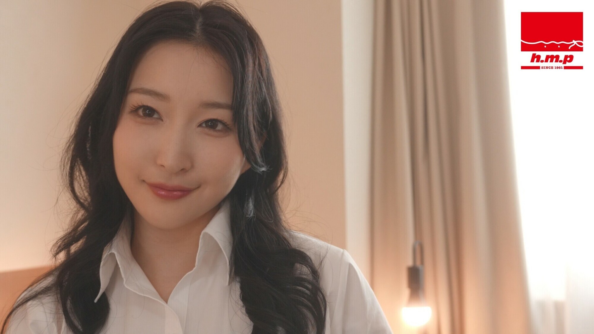 「月野かすみ 巨乳人妻が不倫相手と濃厚パイズリ&中出しセックスで乱れる出張密会」のサムネイル