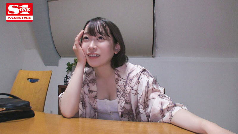 「「ちょっと待って！ヤラなきゃダメ？」1ヶ月間追っかけ検証ドキュメント 架乃ゆらはカメラが回っていればいつでもどこでも簡単にセックスを受け入れちゃう説」のサンプル画像10枚目