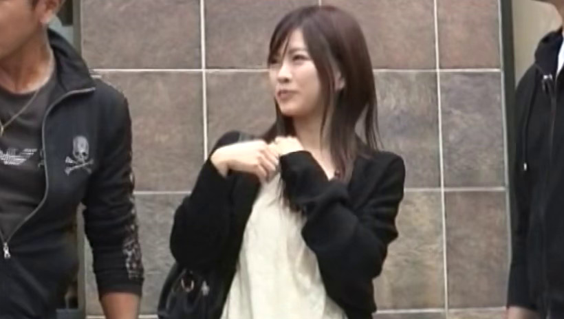 「ヤリたい盛りの熟れ頃奥様 旦那のチン〇に飽きた淫乱妻は不倫セックスに熱中しザーメン中出しされて絶頂を迎える」のサムネイル