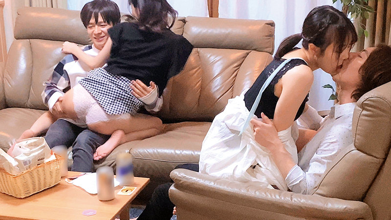 「大乱交合コン開催！陽キャ美少女ビッチvsイケメン！本能のまま、家中で精子とマン汁果てるまで生パコしまくり！学内でも屈指の一軍JD2人組！」のサンプル画像6枚目