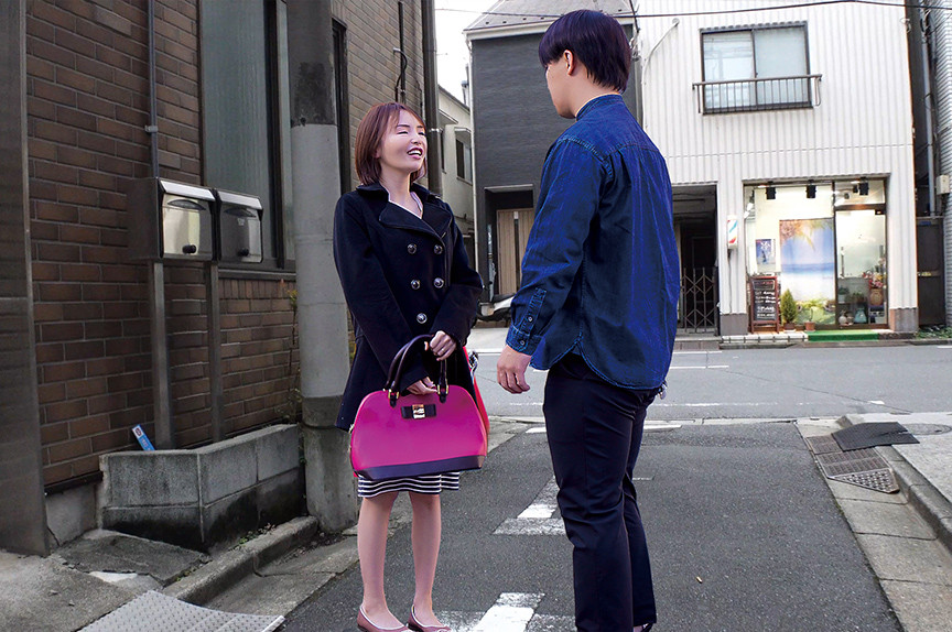 「不倫妻 忘れられない初恋、人妻は家庭を捨てて堕ちていく」のサンプル画像1枚目