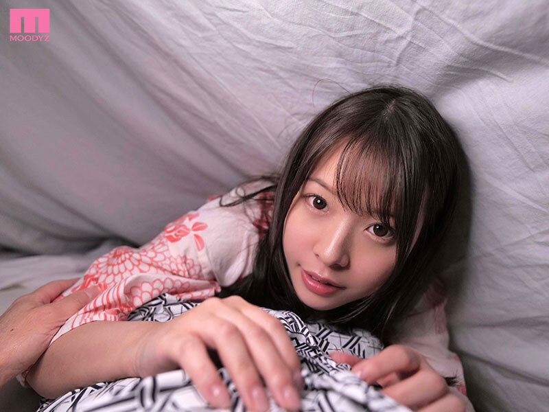 「社内でイジメられてるハミゴ女子社員を優しさで釣って14発ハメる密着汗だく不倫温泉旅行 八木奈々」のサンプル画像2枚目