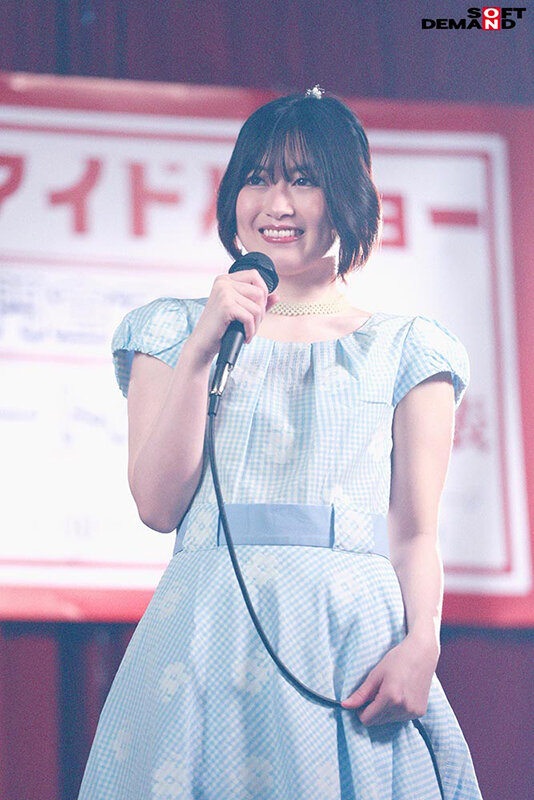 「伝説の昭和アイドル おじさんボイトレ講師による喉奥拡張イラマ映像が流出。 門倉すず」のサンプル画像4枚目