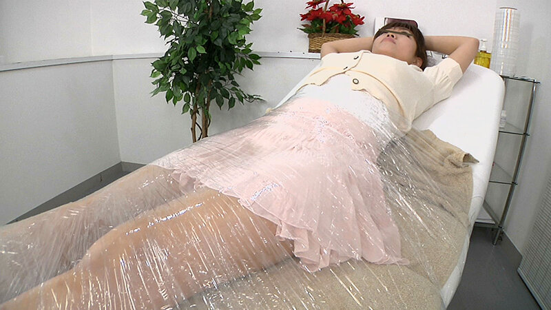 「極上レズエステ 顔舐め唾液ローション付マッサージ」のサンプル画像17枚目