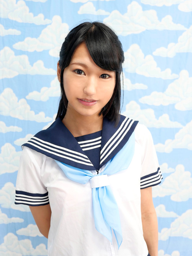 「代々木で見つけた優しい女●●生に18cmメガチ○ポを素股してもらったらこんなヤラしい事になりました。」のサンプル画像1枚目