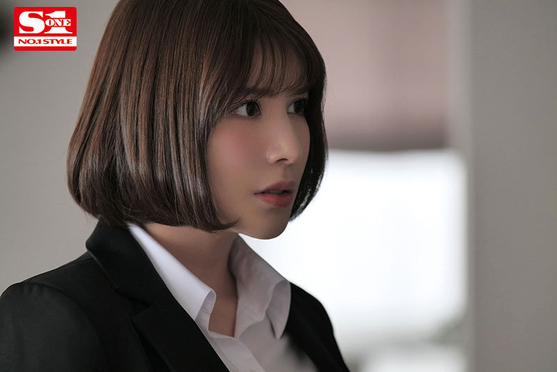 「出張先のポツンと一軒宿で軽蔑している中年セクハラ上司とまさかの相部屋に…朝まで続く絶倫性交に堕ちたJカップ新入社員 汐世」のサンプル画像2枚目