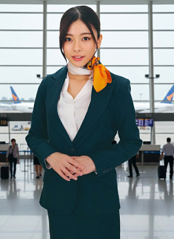 「大手航空会社のキャビンアテンダントと童貞君が黒パンスト直穿き素股で超発情!?黒パンスト越しの童貞デカチン先っぽ3cm挿入!敏感なオマ○コの入り口をグリグリされて奥まで挿れて欲しくなっちゃったCAさんが生ズボッ筆おろし//優しくも腰振るガニ股騎乗位で連続仰け反り…」のサンプル画像2枚目