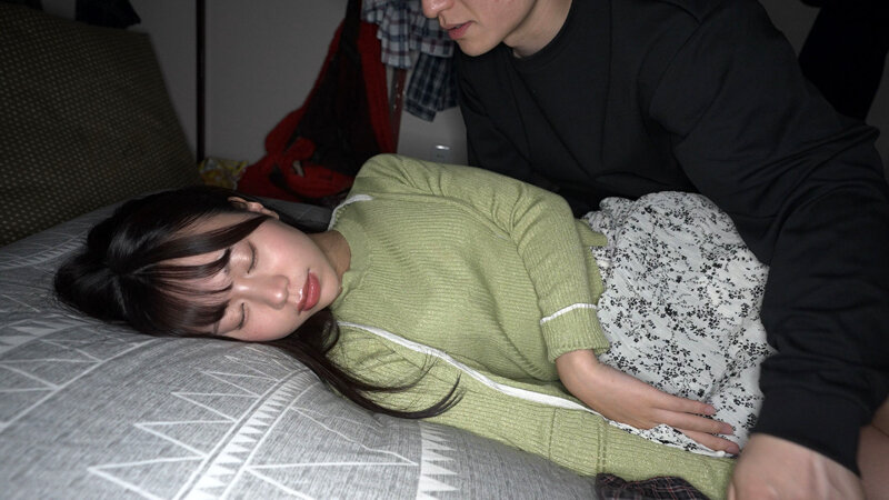 「強●クスリ漬け ナンパ断る生意気OL拉致ってすい●ん姦無許可中出しビンタ首絞めイラマで酸欠寸前絶頂！五芭」のサンプル画像2枚目