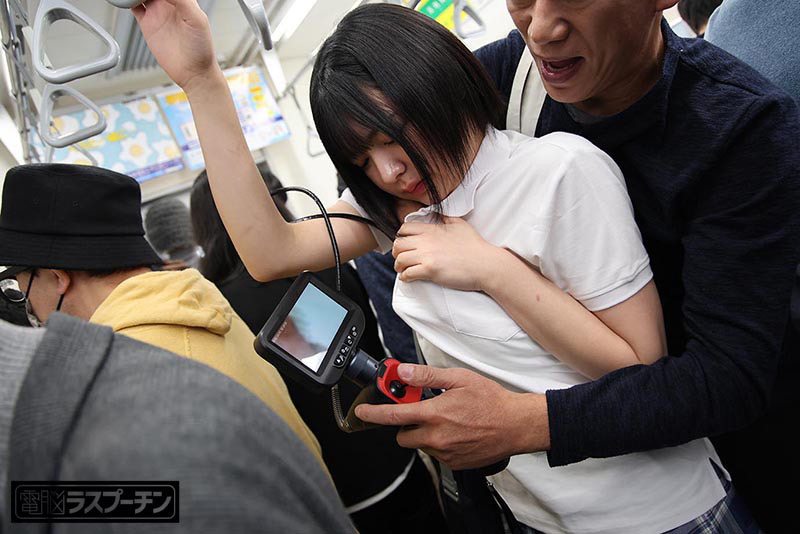 「完全着衣内アングル!先端が自在に動くファイバースコープで敏感な乳首を責められ恥ずかしがりながらも感じてしまうちっぱい美少女2 部●帰りショートカット美少女」のサンプル画像1枚目