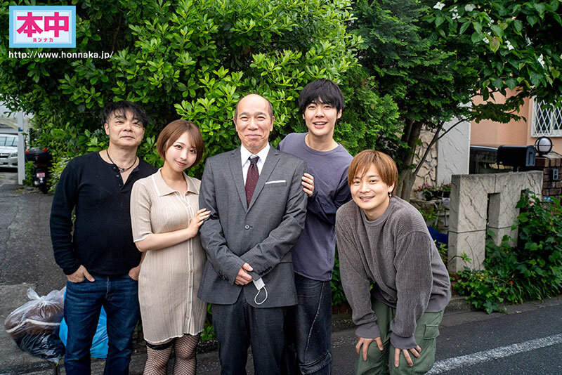 「M男家族に嫁いだ巨乳人妻。女王様と再婚したら1分1秒たりとも余すことなく射精管理される日常。 宍戸里帆」のサンプル画像1枚目