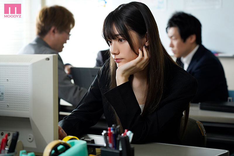 「新型媚薬でキメセク洗脳美脚ガクブル気高き女捜査官レナ ポルチオ直撃媚薬で理性が吹き飛ぶほどイカされ続けた痙攣・監禁72時間 宮下玲奈」のサンプル画像1枚目