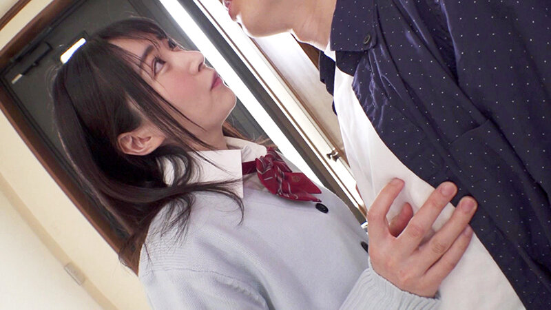 「【美少女】制服小柄痴女の終わらないセックス｜潮吹き・騎乗位・顔射・足コキでM男を責める」のサムネイル