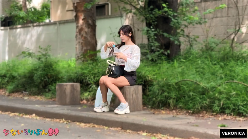 「【巨乳美女】でかぱい好き必見!ボリューム満点おっぱいグラビア【爆乳ジャンル】」のサンプル画像1枚目