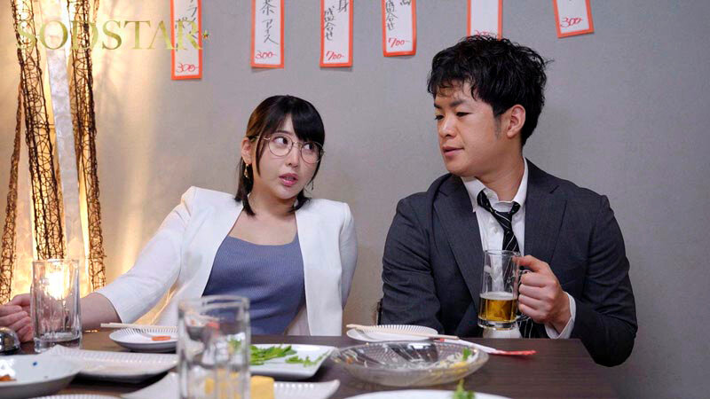 「クールな外見で常にしごできオーラを放っている夏目部長 いざ下についてみるとポンコツ判明 仕事はぜんぶボクに丸投げだけど 残業後は飲みに連れてってくれ自宅で生マンまでさせてくれる とっても優しいクーデレ女上司 夏目響」のサンプル画像3枚目