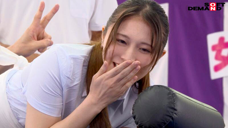 「はじめての牛乳浣腸相撲大会（ガチ）。 一般女性4名参加」のサンプル画像9枚目