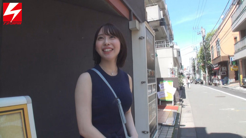 「美人幼妻は即効型の都合のイイ絶倫タダマンビッチだった。 若妻:ひなさん。」のサンプル画像1枚目