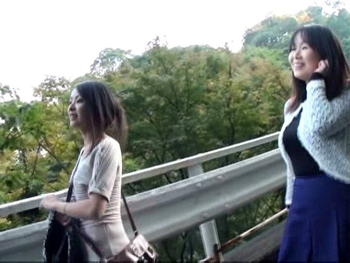 「【AIリマスター版】人妻不倫旅行×人妻湯恋旅行 collaboration ＃03 Side.A」のサンプル画像2枚目