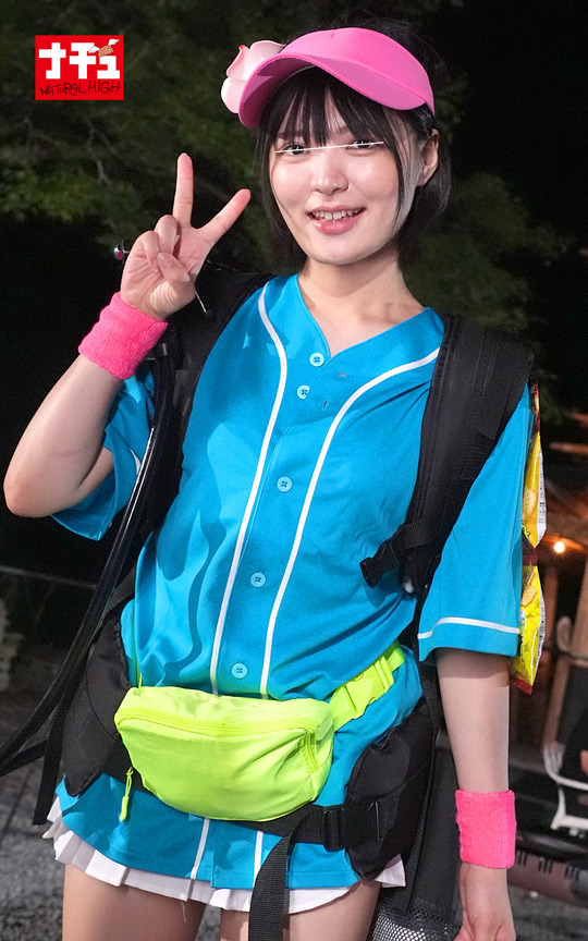 「ガニ股漏らしイキさせて言いなりにするビールの売り子羞恥 Yumi」のサムネイル