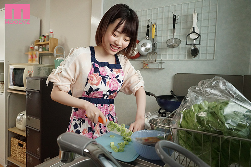 「家、いきなり行ってイイですか? ボイン大好きクンのお宅へ突撃デリバリーSEX!! オッパイでいっぱいイッちゃい~な!! 水卜さくら」のサンプル画像9枚目