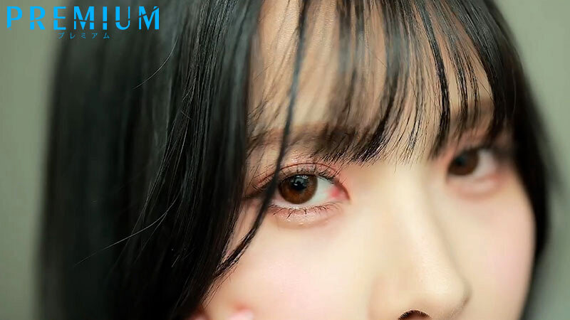 「新人 蒼羽ななみ AVデビュー ミステリアスで刺激的。美クビレ55cm＆Gカップ美乳の下着モデルは危ないド変態。」のサンプル画像3枚目