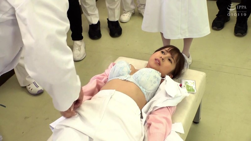 「羞恥 生徒同士が男女とも全裸献体になって実技指導を行う質の高い授業を実践する看護学校実習2021」のサンプル画像1枚目