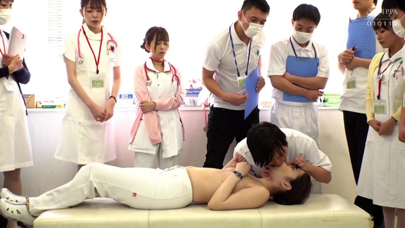 「羞恥 生徒同士が男女とも全裸献体になって実技指導を行う質の高い授業を実践する看護学校実習2021」のサンプル画像3枚目