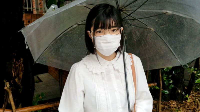 「【メガネ地味子のクセに脱いだら巨乳】

男はギャップに弱いものですよね。彼女もまた終始うつむき加減でなかなか目を合わせてくれない【いわゆる腐女子系】なのですが、Hの時になると、びっくりする感度で声をあげて、感じまくるのです。こういう子って一番興奮します。相当なムッツリさんでした。」のサムネイル