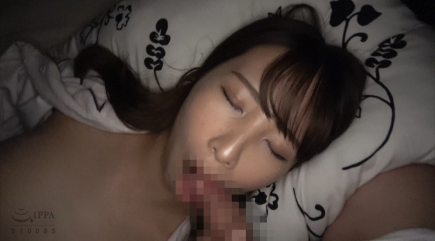 「寝静まる美人巨乳の姉を○○する弟 めぐ」のサンプル画像5枚目
