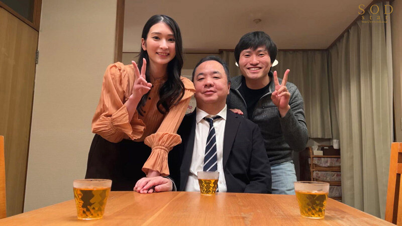 「引きこもり訪問支援 ゴミ屋敷に放置された大量のシコティッシュに見かねて内緒でチンカス塗れのチンチンを笑顔で性サポートしてくれる優しいお手伝いさん 本庄鈴」のサンプル画像18枚目