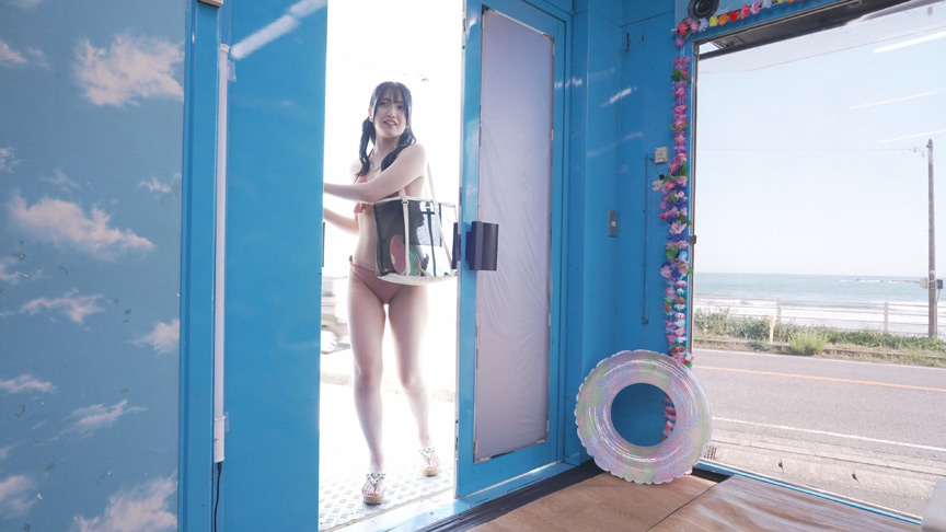 「マジックミラー号 水着女子ギリギリディルド~ひなたちゃん編~」のサンプル画像1枚目