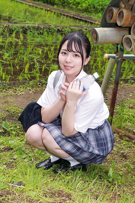 「谷田かりな・生田優梨・有馬美玖が出演！素人田舎娘をナンパして野外プレイに発展する青春ドキュメント」のサンプル画像14枚目