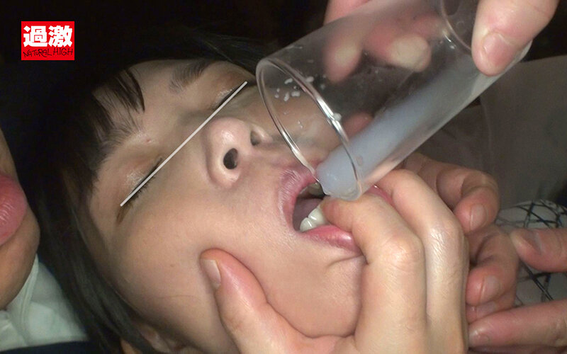 「母乳睡姦 客室に侵入され母乳を搾られながら中出しされた女たち」のサンプル画像16枚目