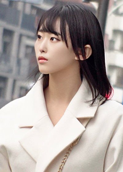 「【素人熟女】高飛車な商社OLお局さんに生挿入で中出し懇願させる濃厚セックス」のサムネイル